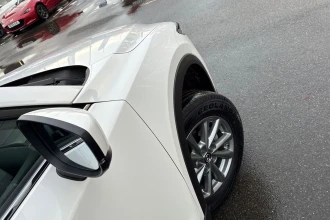 Vehicle Thumbnail 26