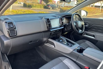 Vehicle Thumbnail 14