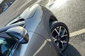 Vehicle Thumbnail 25