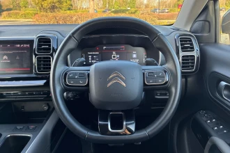 Vehicle Thumbnail 32