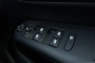 Vehicle Thumbnail 39