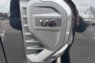 Vehicle Thumbnail 25