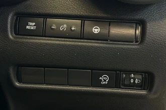 Vehicle Thumbnail 24