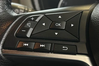 Vehicle Thumbnail 26