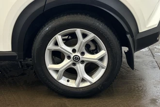 Vehicle Thumbnail 11