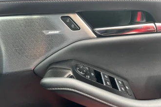 Vehicle Thumbnail 24