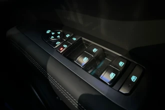 Vehicle Thumbnail 31