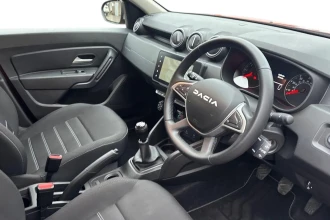 Vehicle Thumbnail 12