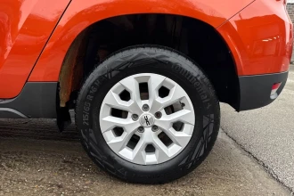 Vehicle Thumbnail 18
