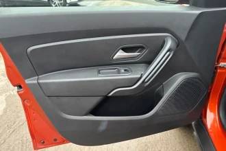 Vehicle Thumbnail 33