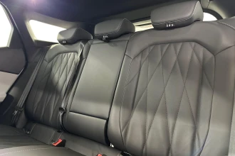 Vehicle Thumbnail 16