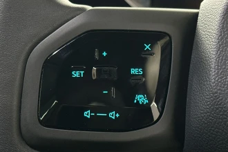 Vehicle Thumbnail 30