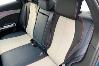 Vehicle Thumbnail 16