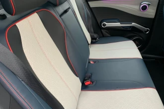 Vehicle Thumbnail 21