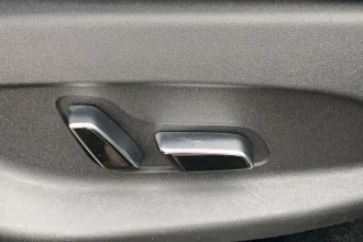 Vehicle Thumbnail 35