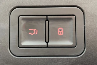 Vehicle Thumbnail 38