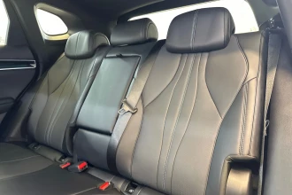 Vehicle Thumbnail 16