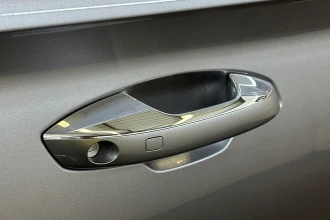 Vehicle Thumbnail 23