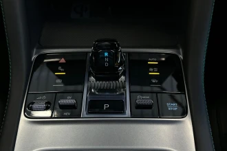 Vehicle Thumbnail 38