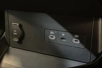 Vehicle Thumbnail 43