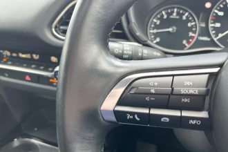 Vehicle Thumbnail 32