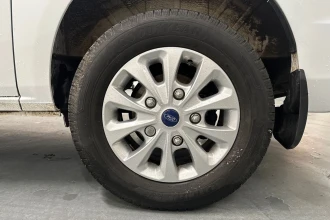 Vehicle Thumbnail 19