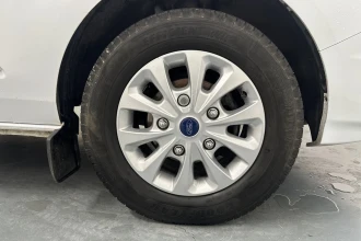 Vehicle Thumbnail 24