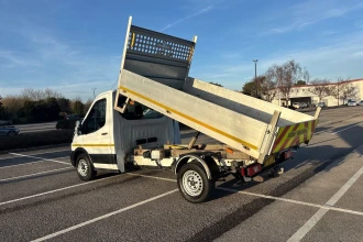 Vehicle Thumbnail 19