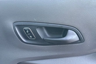 Vehicle Thumbnail 23