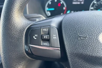 Vehicle Thumbnail 32