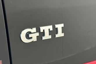 Vehicle Thumbnail 18