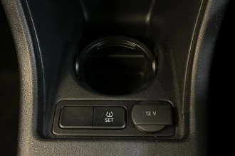Vehicle Thumbnail 32