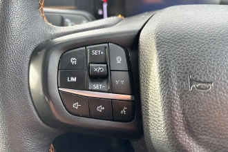 Vehicle Thumbnail 37