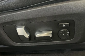 Vehicle Thumbnail 25