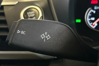 Vehicle Thumbnail 30