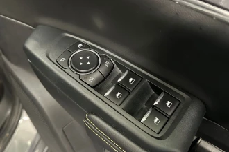 Vehicle Thumbnail 30