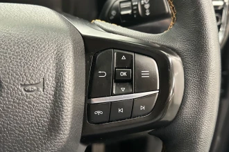 Vehicle Thumbnail 34