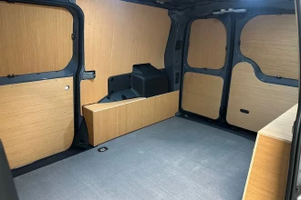 Vehicle Thumbnail 16