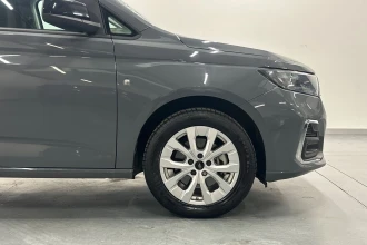 Vehicle Thumbnail 47