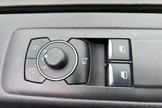 Vehicle Thumbnail 23