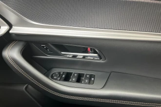 Vehicle Thumbnail 30