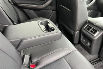 Vehicle Thumbnail 34