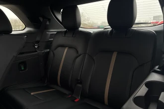 Vehicle Thumbnail 31