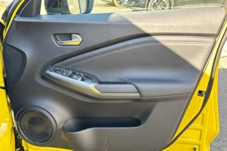 Vehicle Thumbnail 25