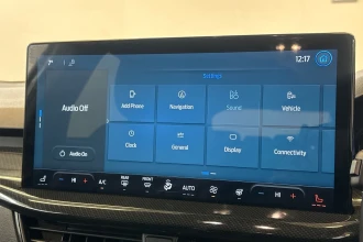 Vehicle Thumbnail 32