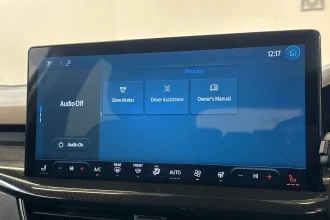 Vehicle Thumbnail 34