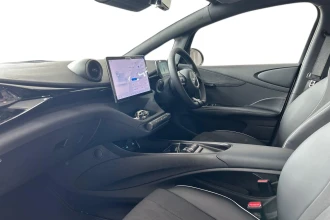 Vehicle Thumbnail 12