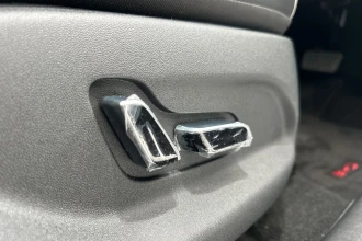 Vehicle Thumbnail 20