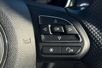 Vehicle Thumbnail 32