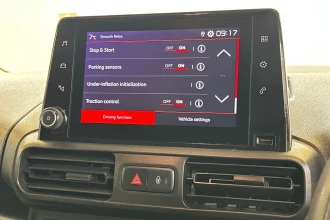 Vehicle Thumbnail 31